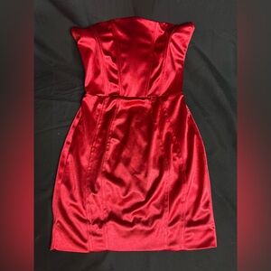 Superdown Strapless Scarlet Dress